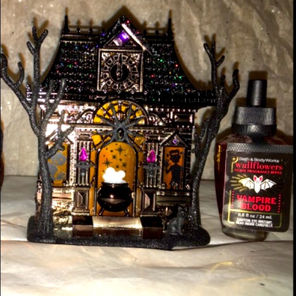 Bbw Halloween wallflowers